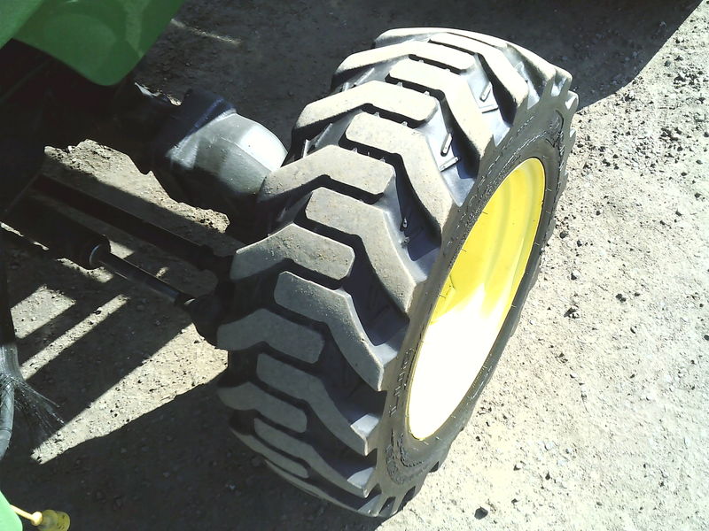 Agriculture  2011 John Deere 3520 Tractor - We Finance All Types of Credit! Photo